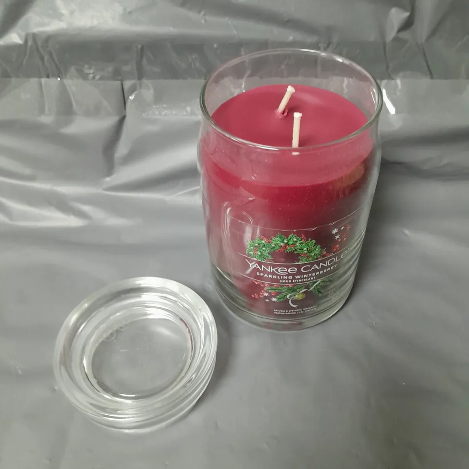 YANKEE CANDLE CLASSIC SPARKLING WINTERBERRY CANDLE 