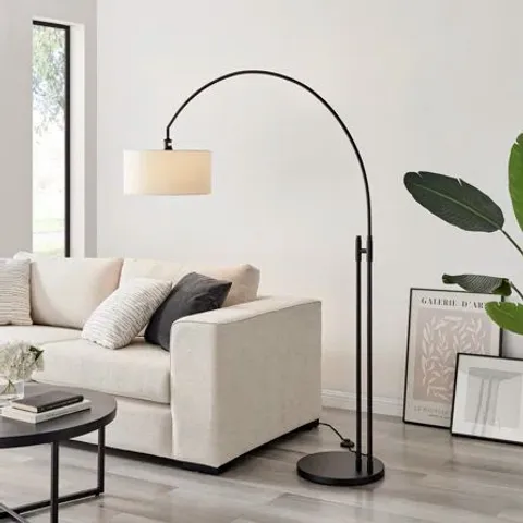 BOXED LICINDA ARC LAMP BASE 