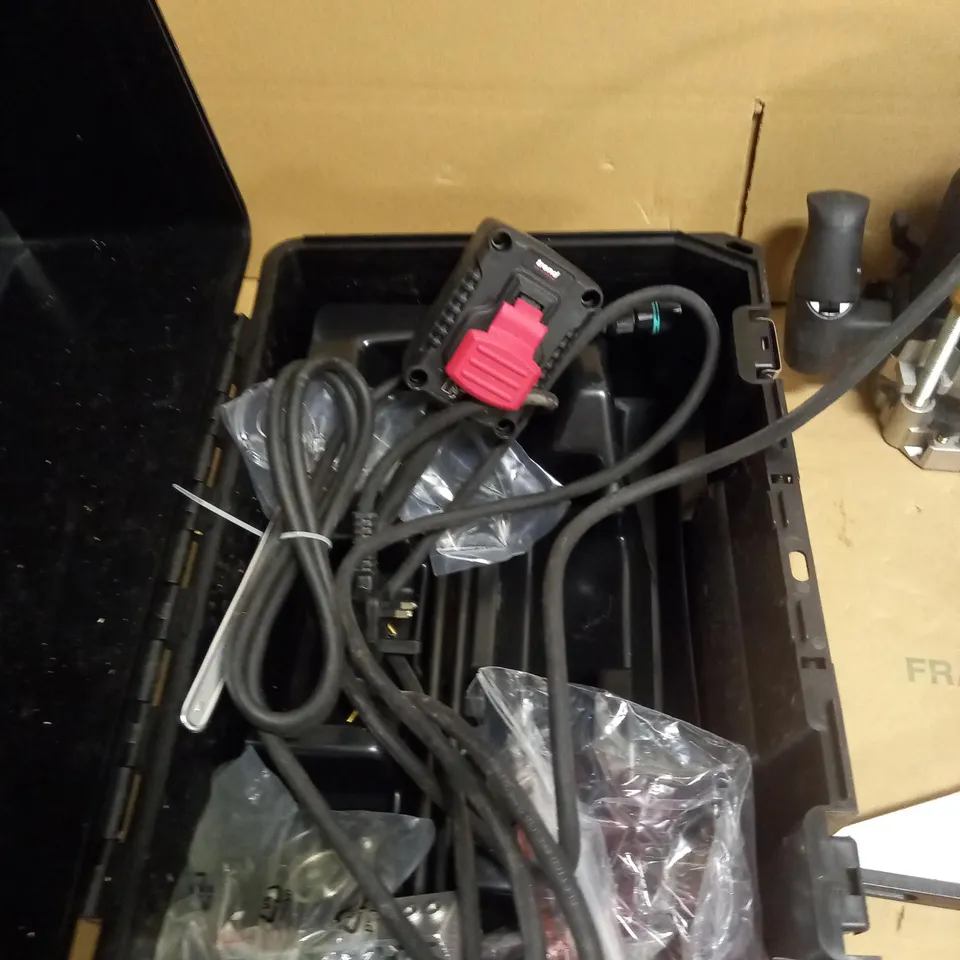 TREND T12 1/2" VARIABLE SPEED ROUTER 230V