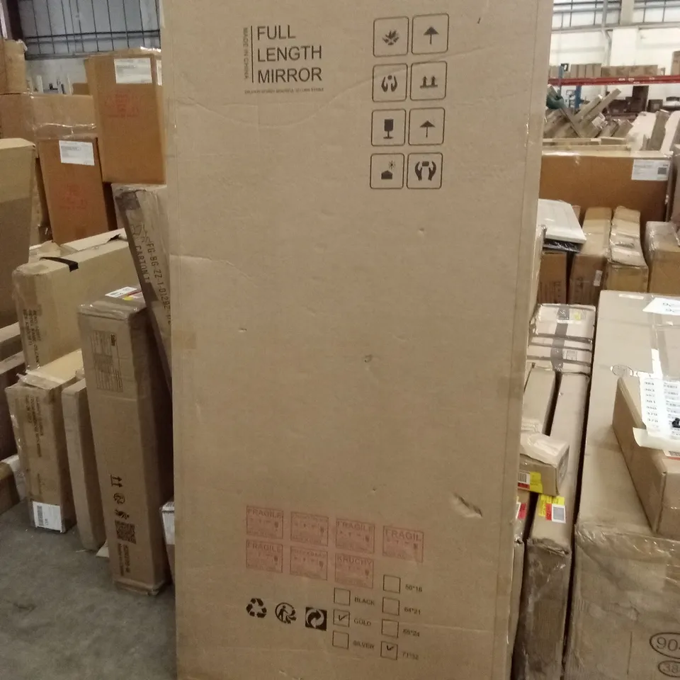 BOXED FULL LENGTH MIRROR, GOLD (1 BOX)