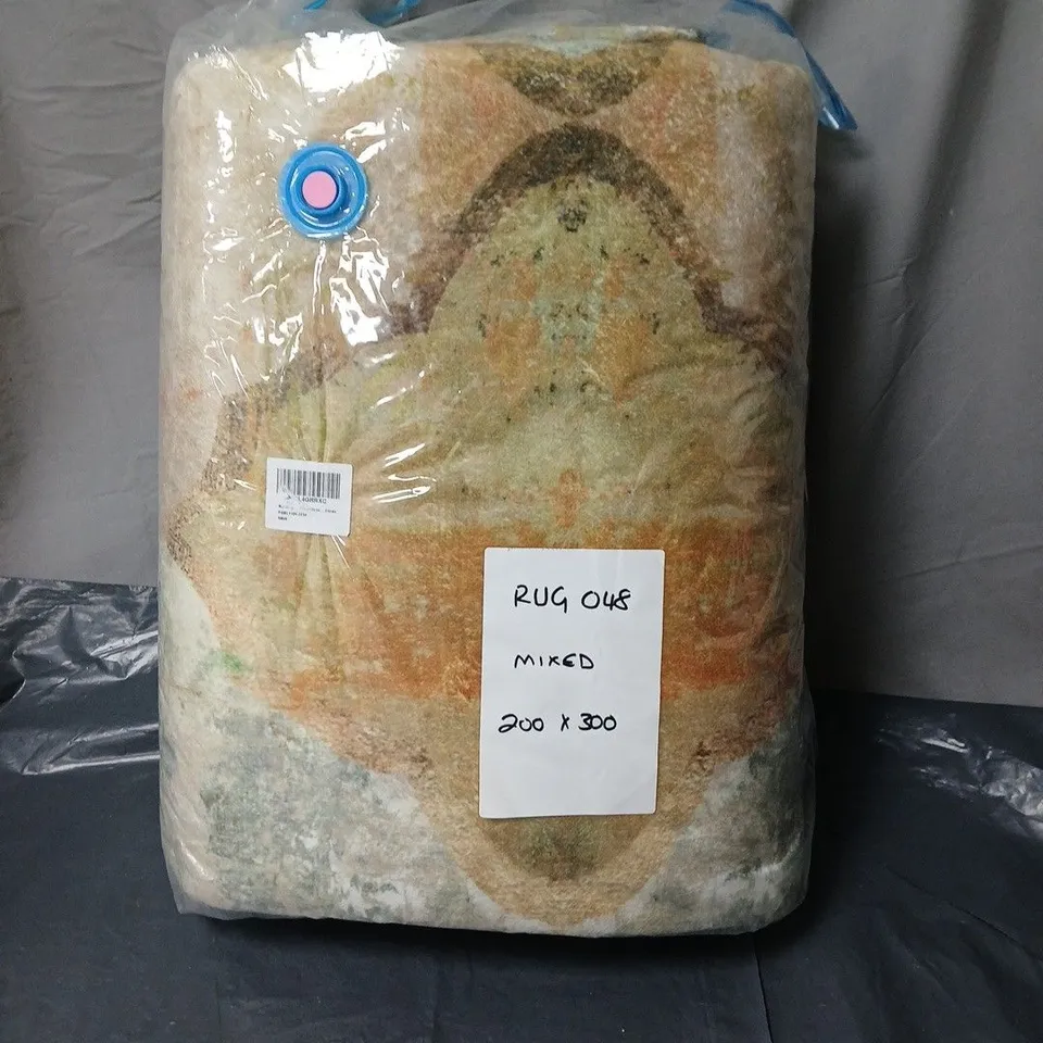MIXED PATTERN RUG , 200 X 300 CM 