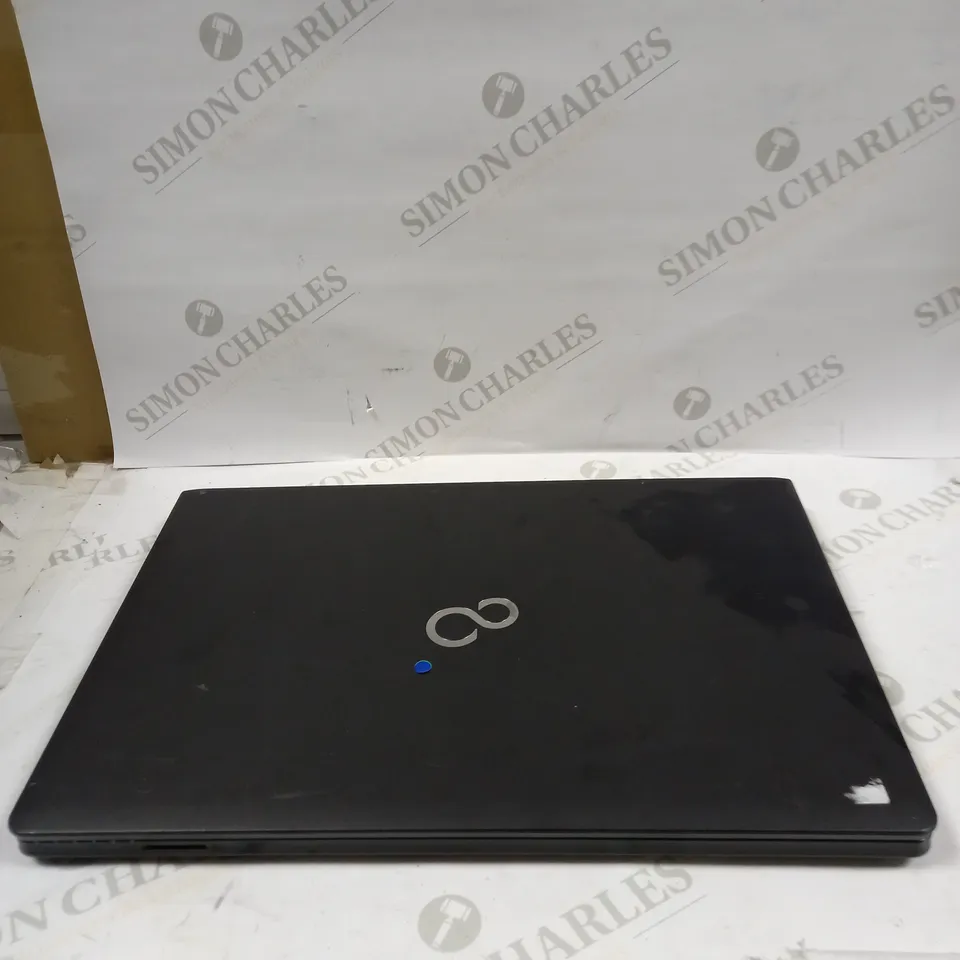 FUJITSU LIFEBOOK A555 LAPTOP 