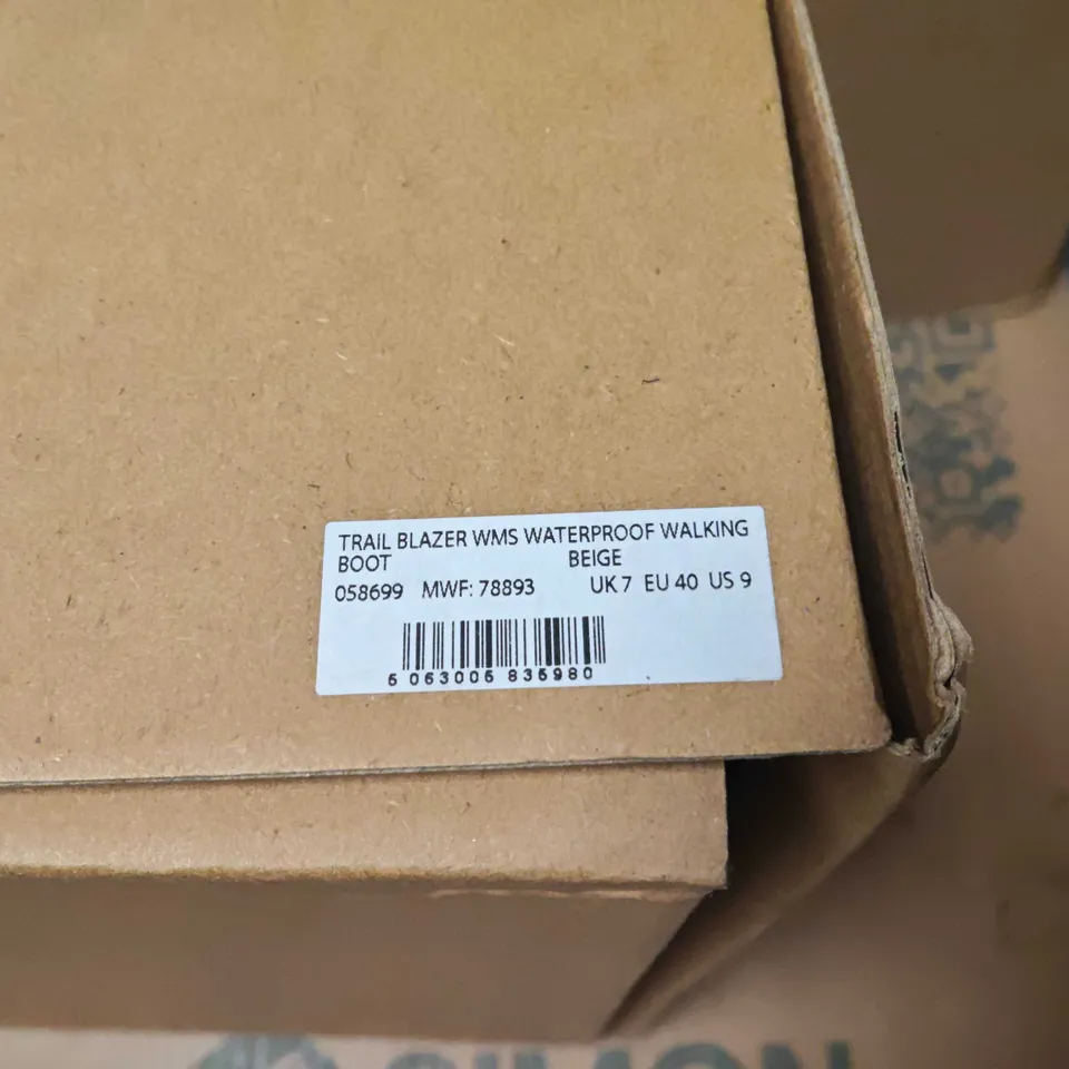 MOUNTAIN WAREHOUSE TRAIL BLAZER WMS WATERPROOF WALKING BOOTS – BEIGE, UK 7 (EU 40, US 9) – 