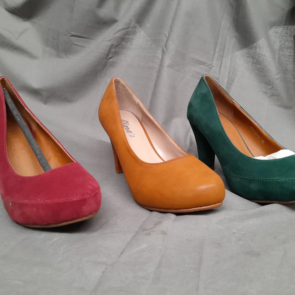 BOX OF APPROX 11 ASSORTED SHOES IN VARIOUS SIZES & COLOURS 