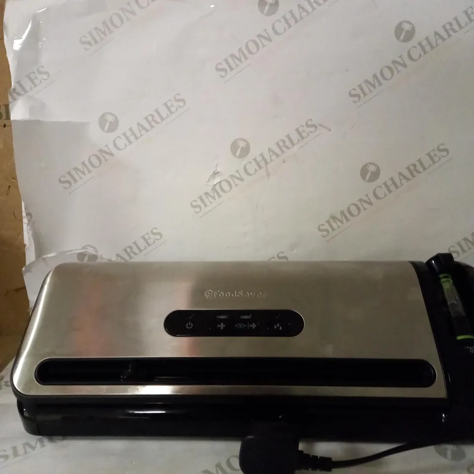 FOODSAVER FOOD SEALER VACUUM SEALER MACHINE