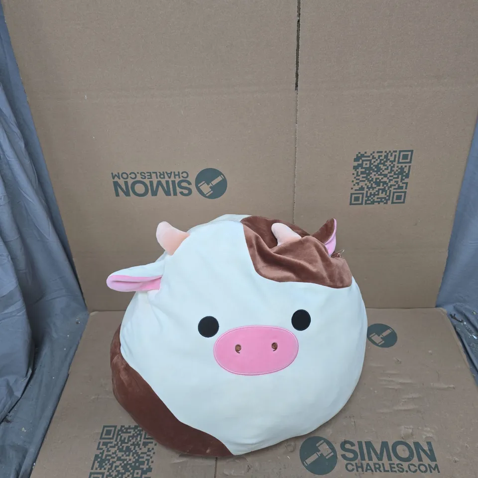 SQUISHMALLOWS PIG PLUSH – WHITE WITH BROWN PATCHES, PINK SNOUT (ORIGINAL SQUISHMALLOWS)