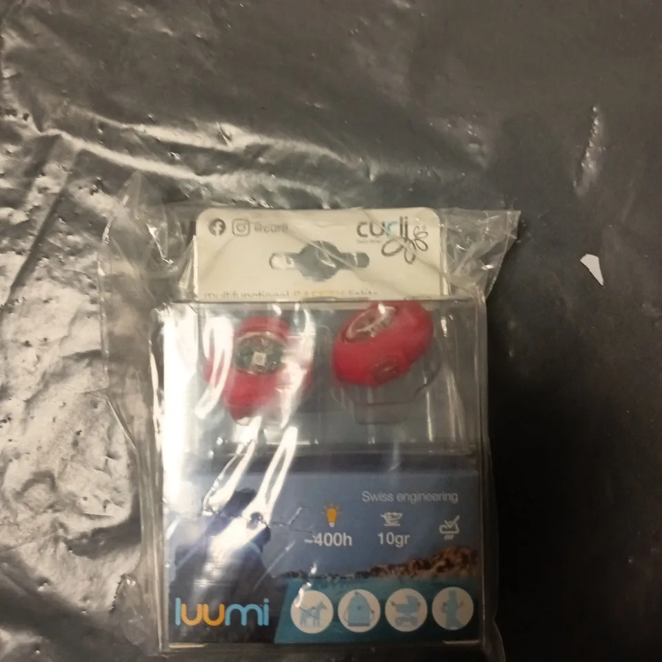 BOX OF APPROXIMATELY 15 ASSORTED ELECTRONIC ITEMS TO INCLUDE:LED DRIVER AND SAFTEY LIGHTS