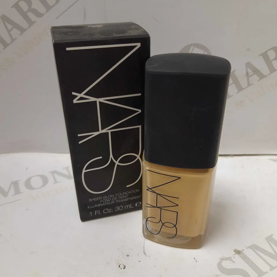 NARS SHEER GLOW FOUNDATION 30ML - MEDIUM 1 PUNJAB 