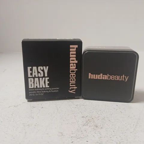 BOXED HUDABEAUTY EASY BAKE LOOSE BAKING & SETTING POWDER - CHERRY BLOSSOM CAKE (20G)