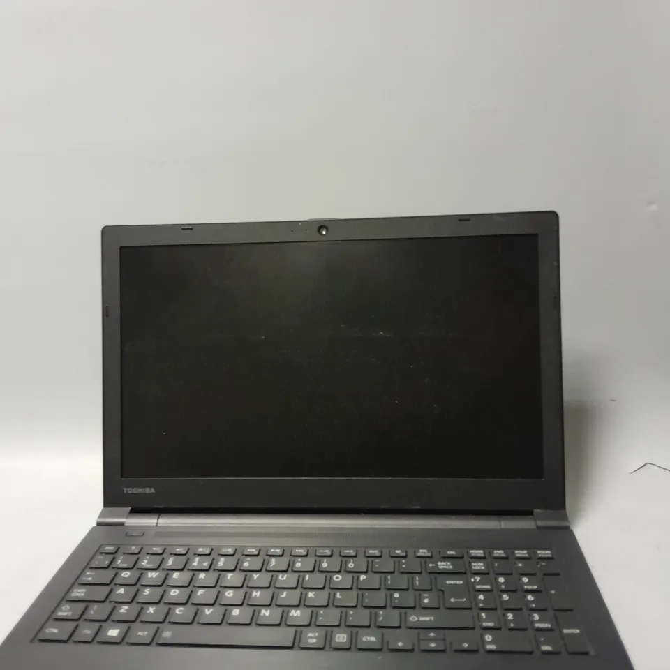 TOSHIBA SATELLITE PRO R50-B	15 INCH I3-4005U 1.70GHZ