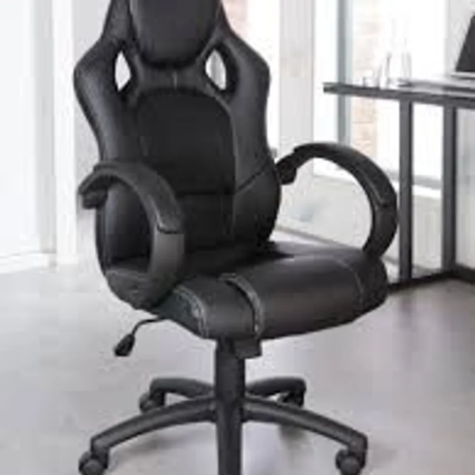 BOXED DAYTONA FAUX LEATHER RACING CHAIR BLACK