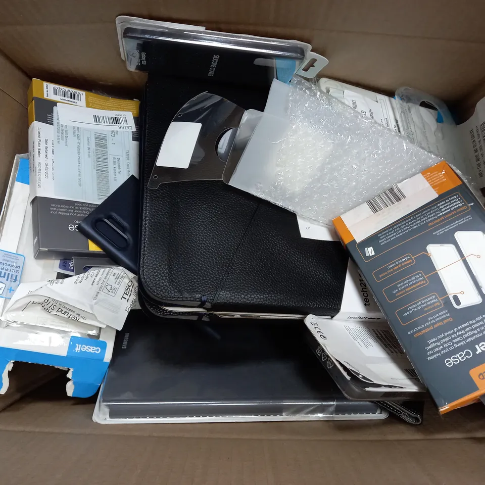 APPROXIMATELY 20 ASSORTED MOBILE AND TABLET CASES/ACCESSORIES TO INCLUDE TECH21 SLEEVE EVO TABLET CASE, OTTER MINUTE ONE PREMIUM BUNDLE HUAWEI MATE20 PRO, CASEIT WALLET FOLIO CASE, ETC
