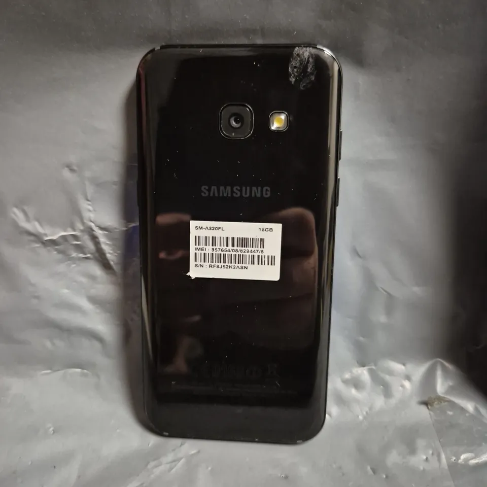 SAMSUNG GALAXY A3