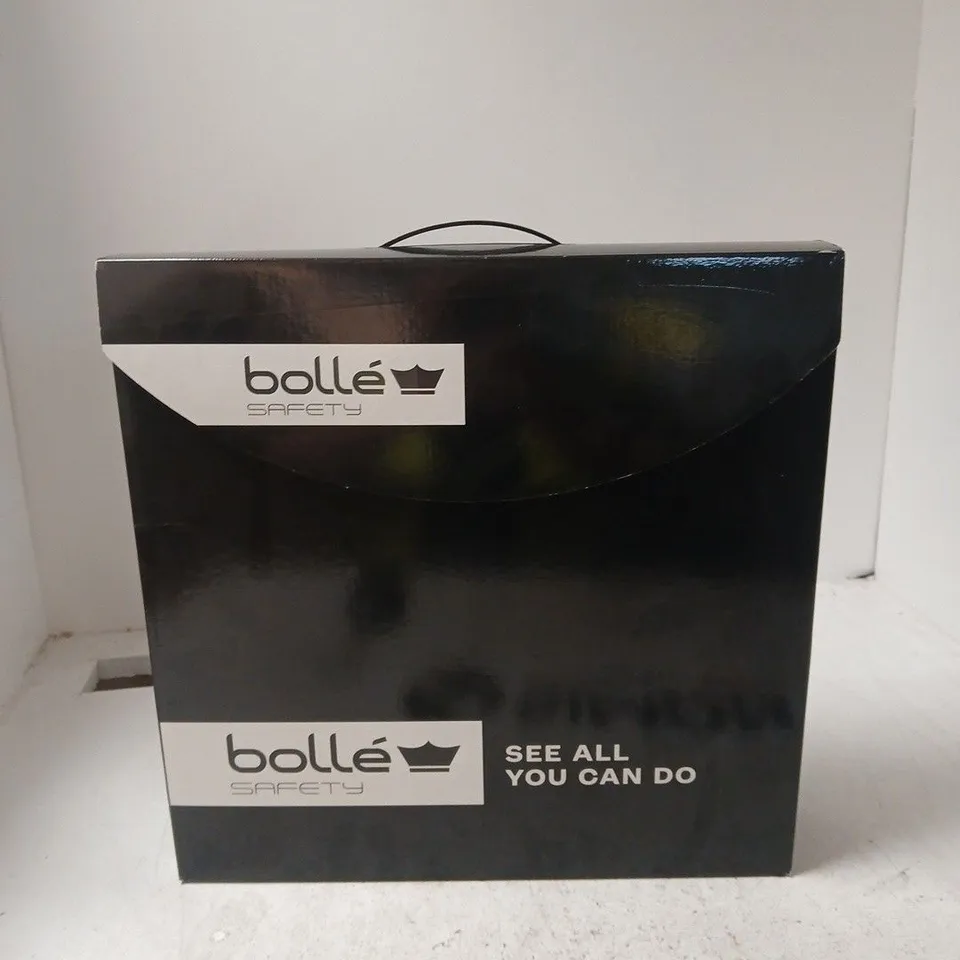 APPROXIMATELY 6 PAIRS OF BOLLE SAFETY PPE GLASSES