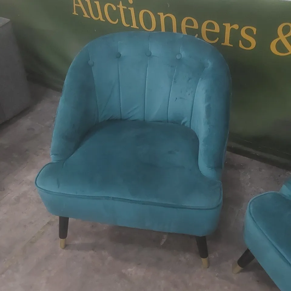 SET OF 2 KENSINGTON VELVET UPHOLSTERED BEDROOM ACCENT CHAIRS - TEAL