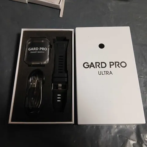 GARD PRO ULTRA SMARTWATCH – BLACK WITH USB CHARGER AND EXTRA STRAP