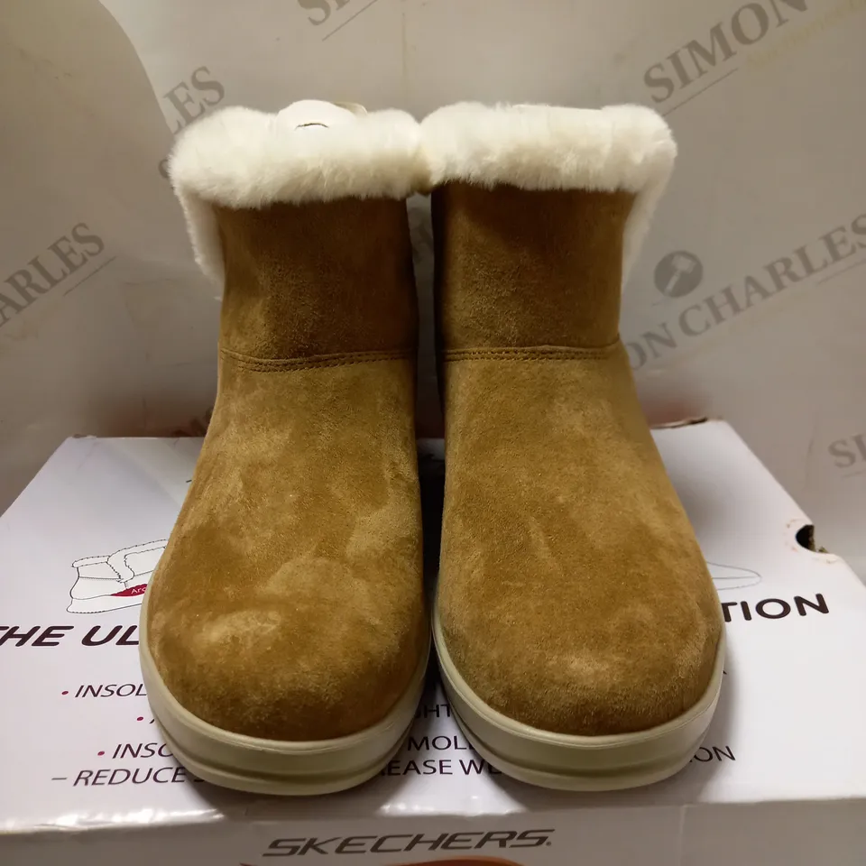 SKECHERS CHESTNUT SUEDE WEDGE TRAINERS - SIZE 6