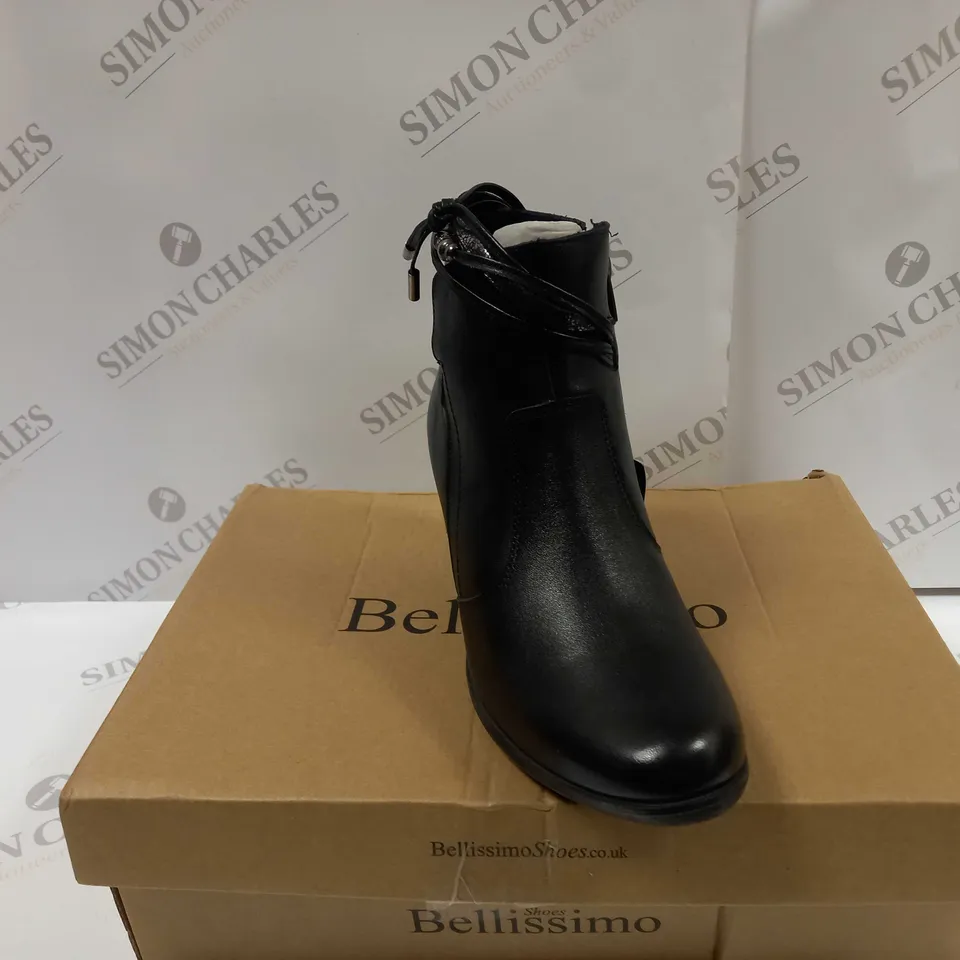 BOXED PAIR OF BELLISSIMO VED34001 HEELED LEATHER ANKLE BOOTS IN BLACK UK SIZE 5