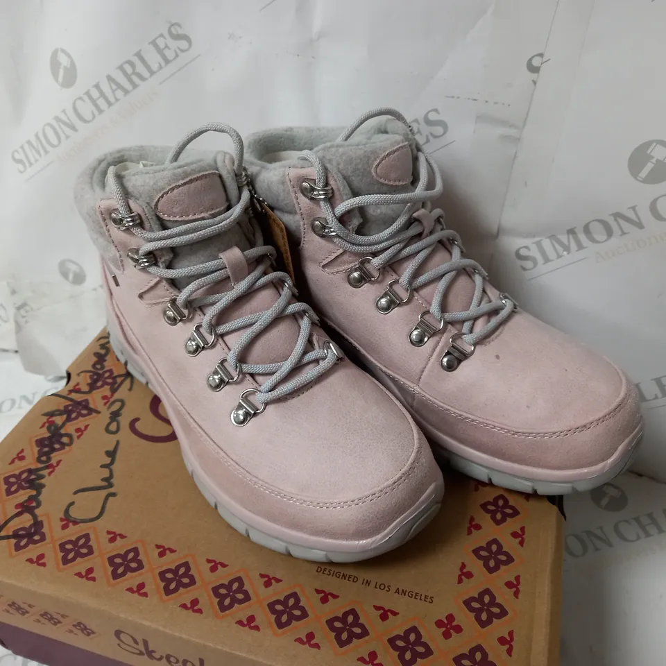 BOXED SKECHERS WARM PINK BOOTS - SIZE 5