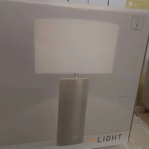 BOXED DACTYL TABLE LAMP