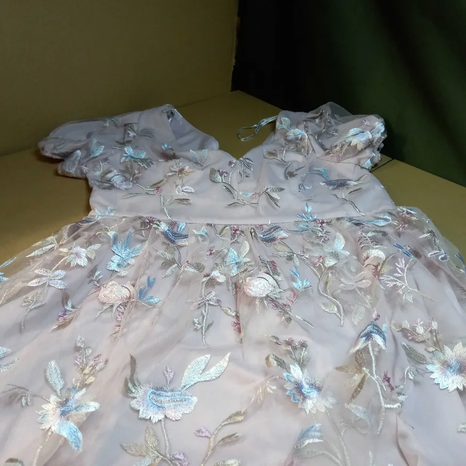 CHI CHI DUSTY PINK/NET CURTAIN OCCASION DRESS - SIZE 20