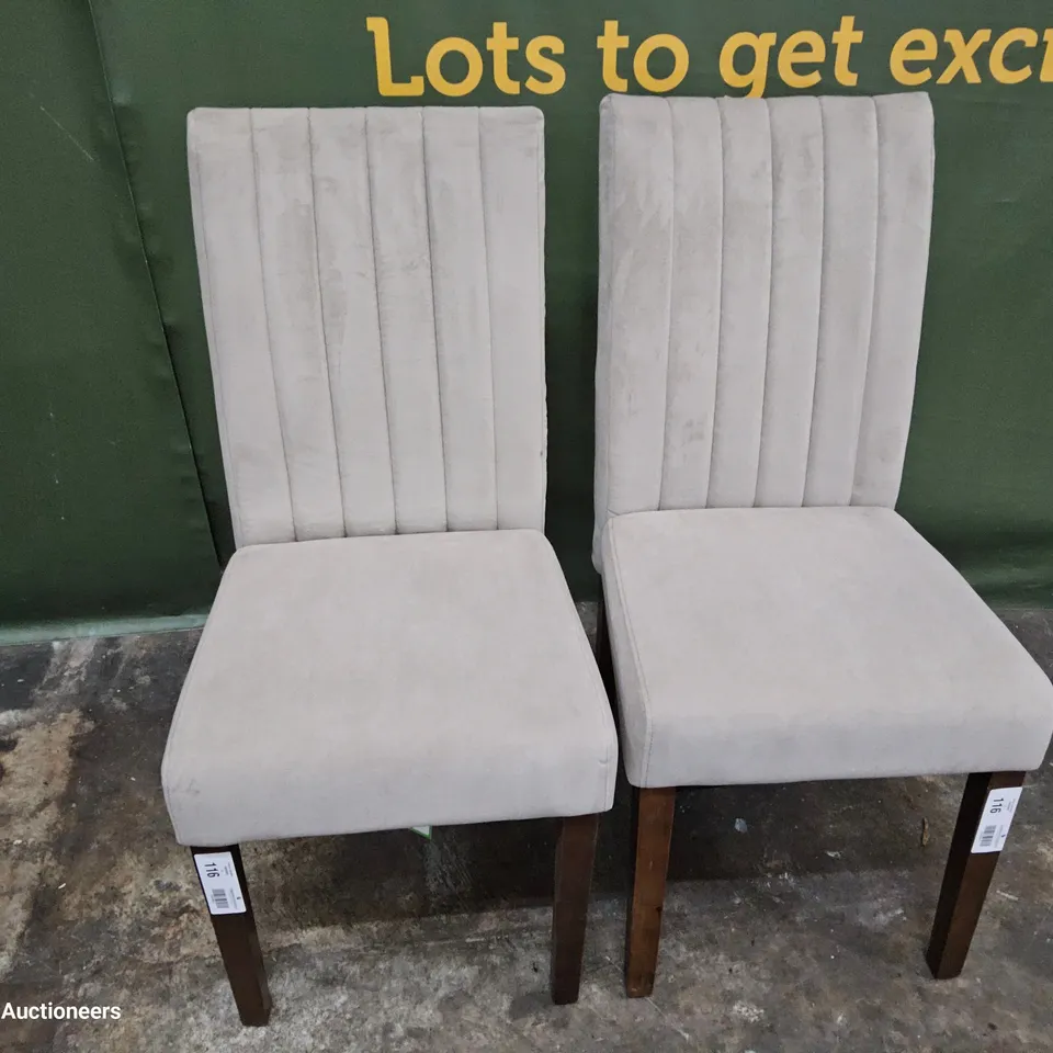 PAIR OF NATURAL PLUSH FABRIC RIDGED BACK UPHOLSTERED DINING CHAIRS DARK WOOD LEGS