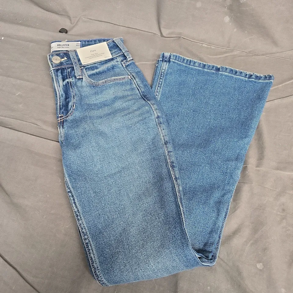 HOLLISTER FLARE JEANS – HIGH-RISE, W23 SHORT, BLUE DENIM