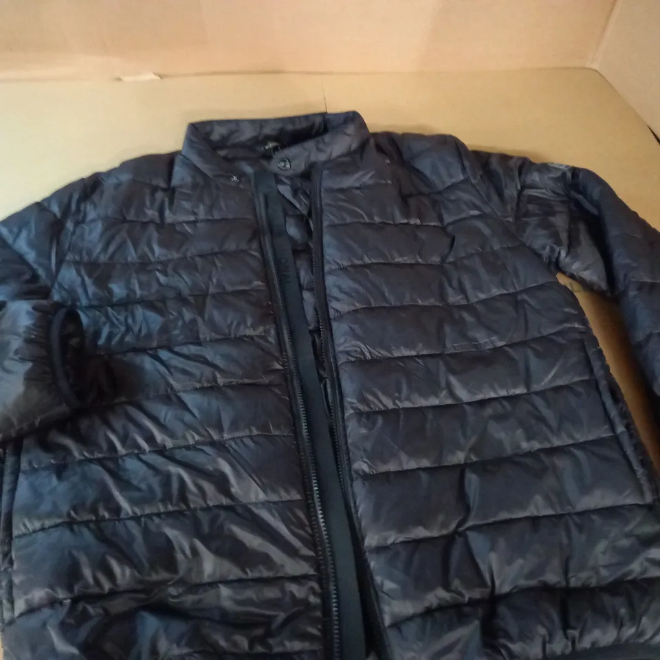BARBOUR QUILTED BLACK JACKET - L