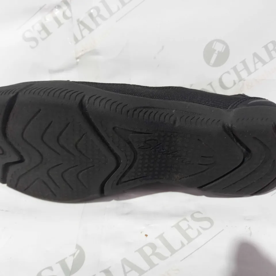 BOXED PAIR OF SKECHERS BE LUX SLIP ON BALLET SHOES IN BLACK UK SIZE 5