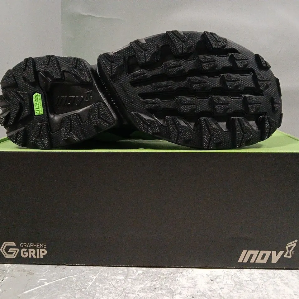 BOXED PAIR OF INOV TRAILFLY ULTRA G 300 MAX SHOES IN GREEN/BLACK SIZE UK 9