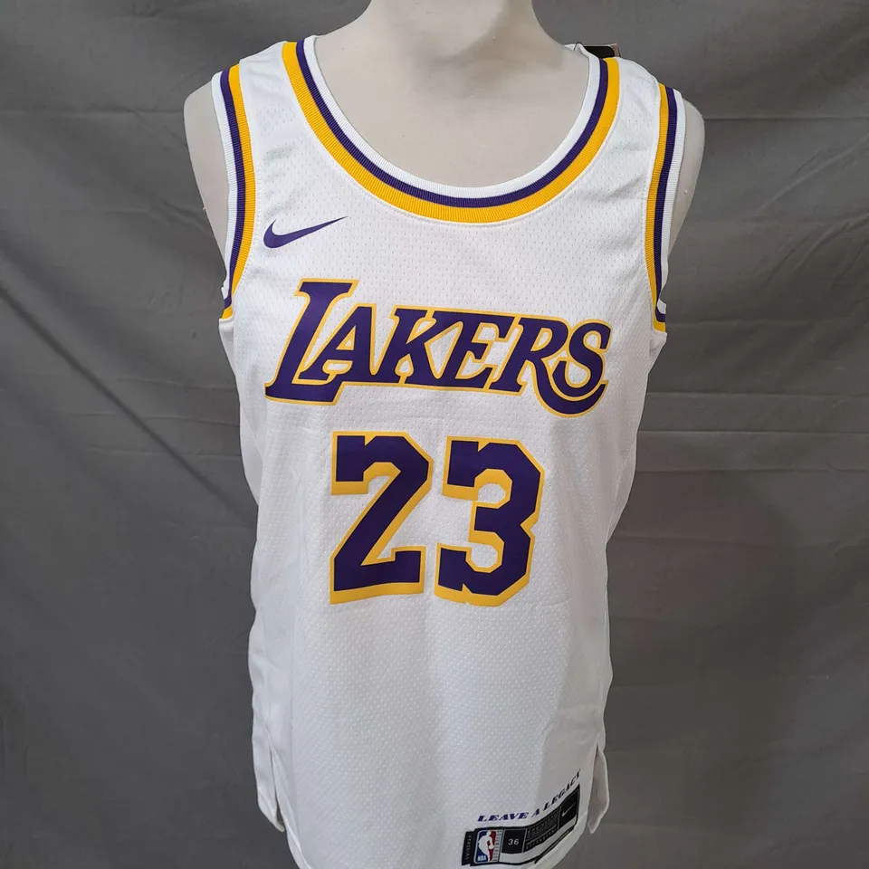 NBA LA LAKER JERSEY SIZE XS - WITH JAMES 23