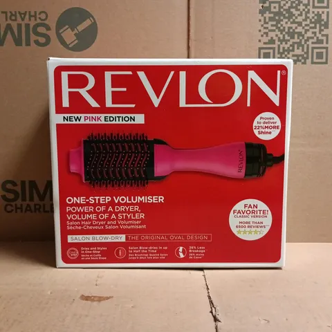 BOXED REVLON ONE-STEP VOLUMISER