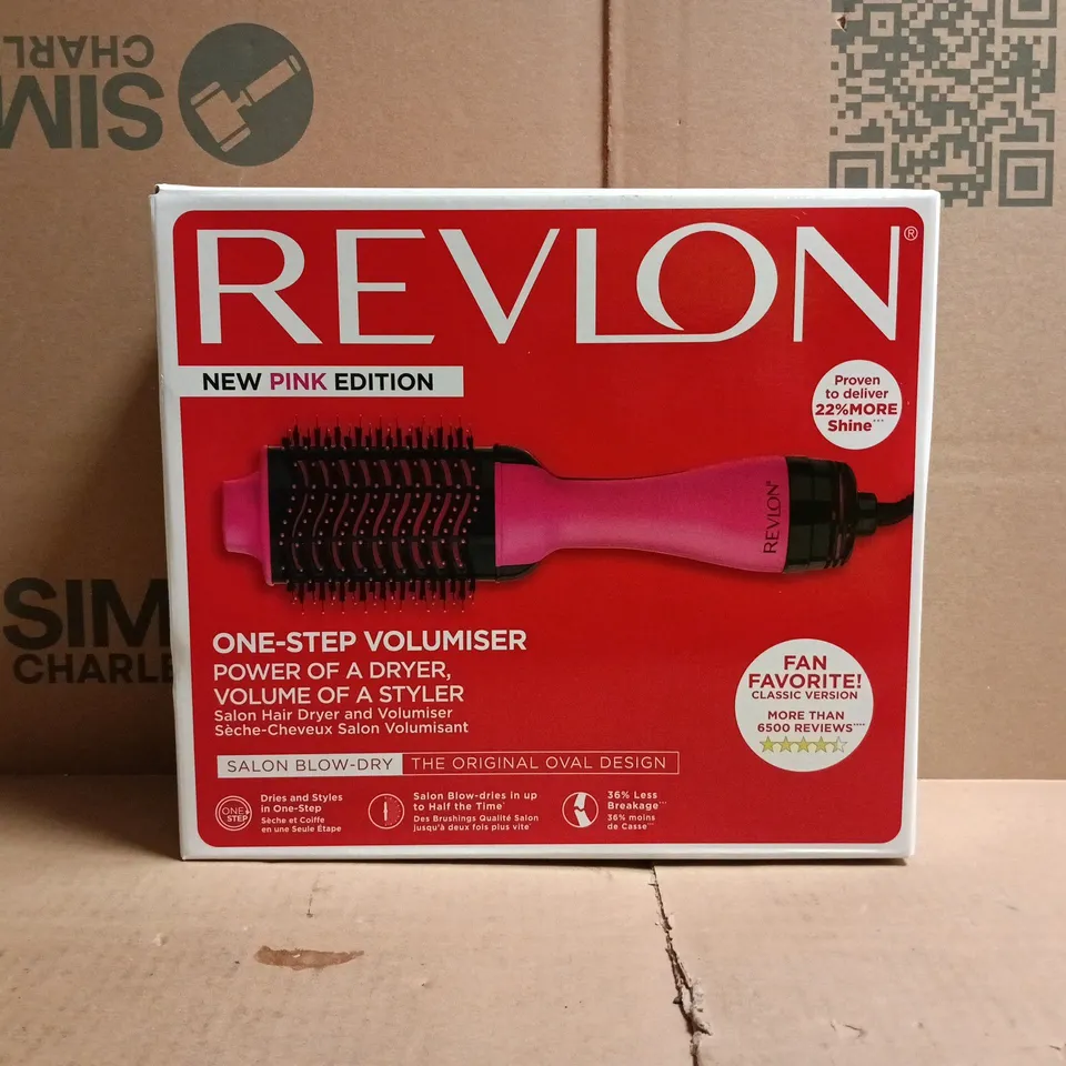 BOXED REVLON ONE-STEP VOLUMISER