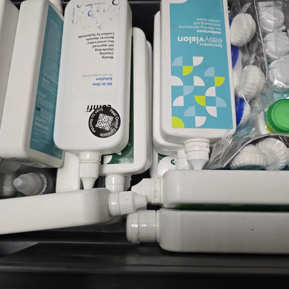 APPROXIMATELY 14 ASSORTED VISION CARE ITEMS TO INCLUDE - SPECSAVERS ALL PURPOSE , SPECSAVERS EASI PURPOSE ETC