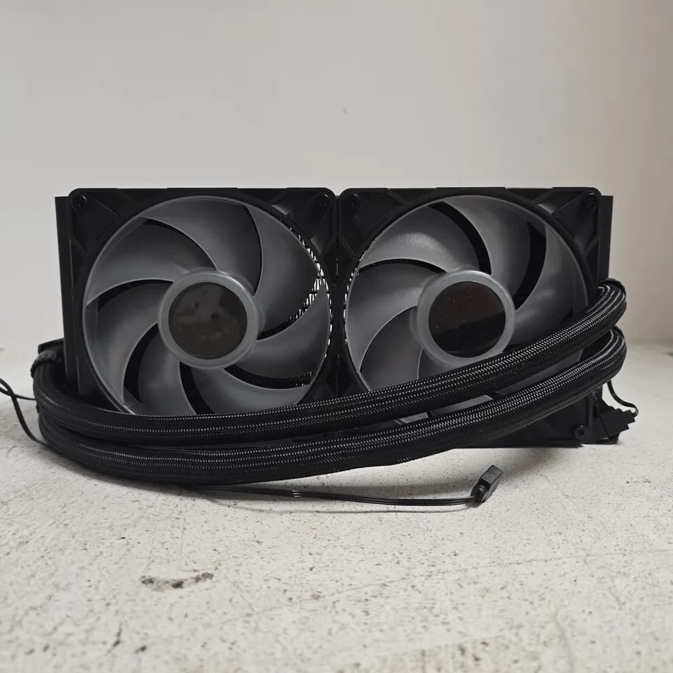 ARCTIC LIQUID FREEZER III SERIES DUAL-FAN ALL-IN-ONE (AIO) LIQUID CPU COOLER