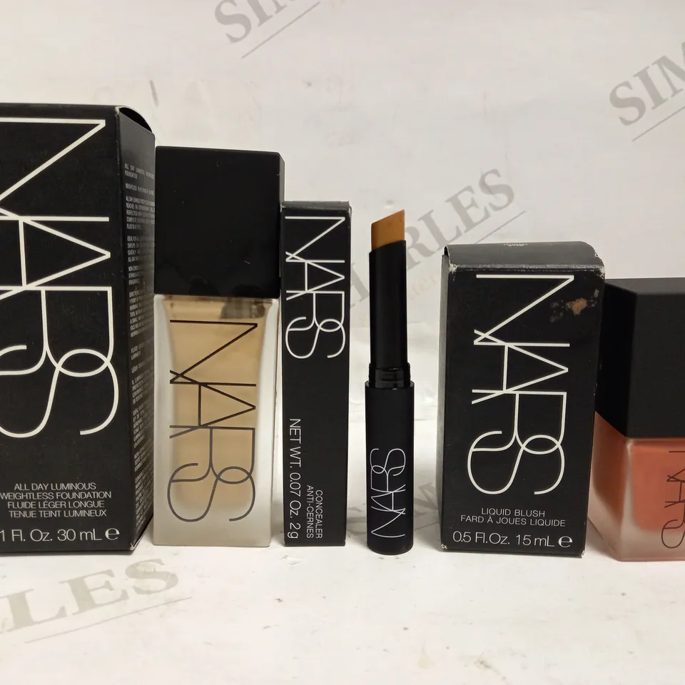 LOT OF APPROXIMATELY 20 NARS FACE MAKE UP ITEMS