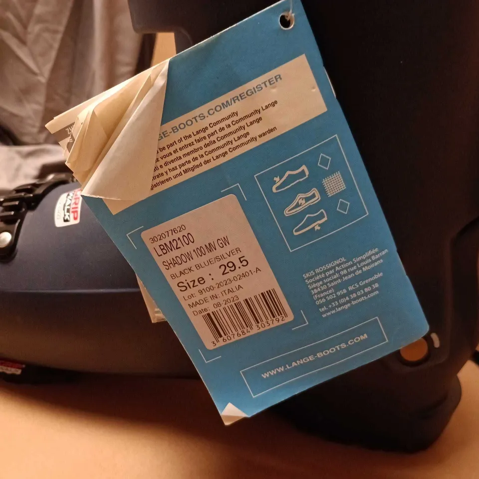 BOXED PAIR OF LANGE SKIBOOTS IN NAVY SIZE 29.5
