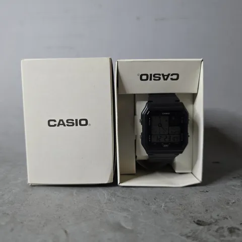 BOXED CASIO GENTS VINTAGE FIVE ALARM WATCH