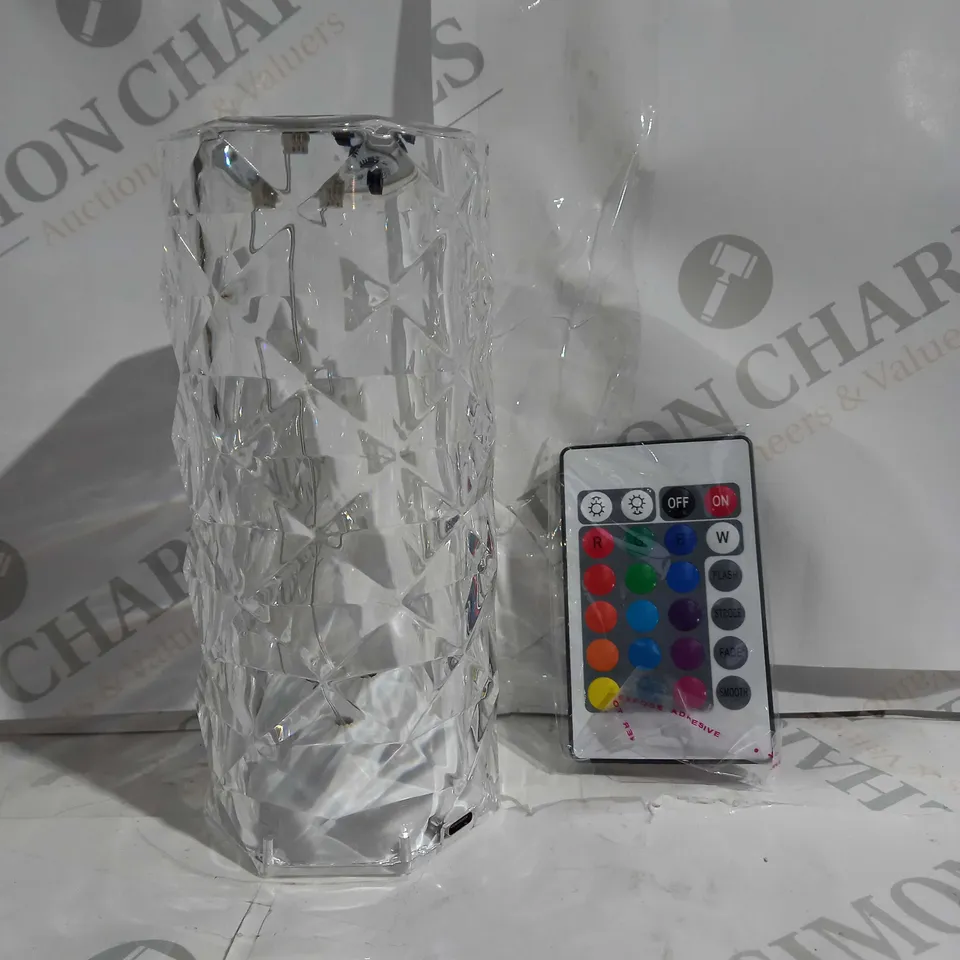 ROSE DIAMOND TABLE LAMP