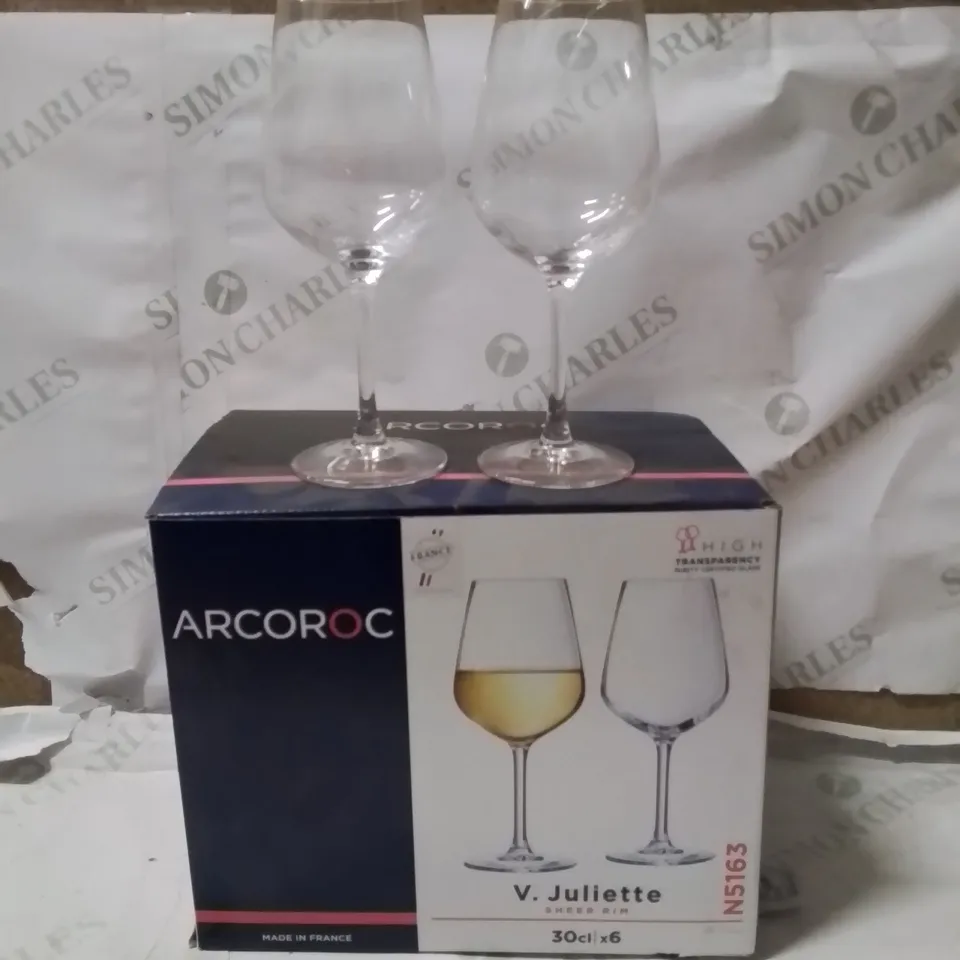BOXED ARCOROC V.JULIETTE WINE GLASSES APPROXIMATELY 6