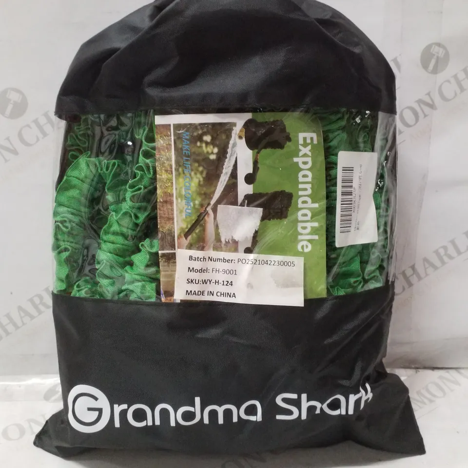 GRANDMA SHARK GARDEN HOSE 22M, 75 FT HOSE PIPES WITH 7 MODES WATER SPRAY GUN - GREEN