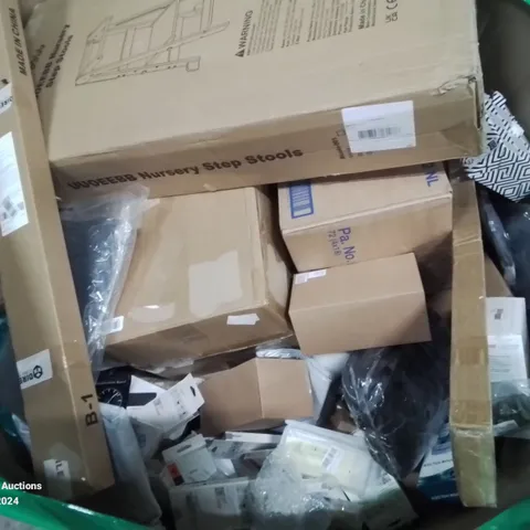 PALLET CONTAINING VARIOUS ASSORTED ITEMS TO INCLUDE: LOTS OF PHONE CASES, SMARTWATCH STRAPS, STEP STOOL ETC.