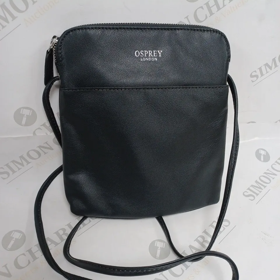 OSPREY LONDON IRIS CROSSBODY BAG IN NAVY