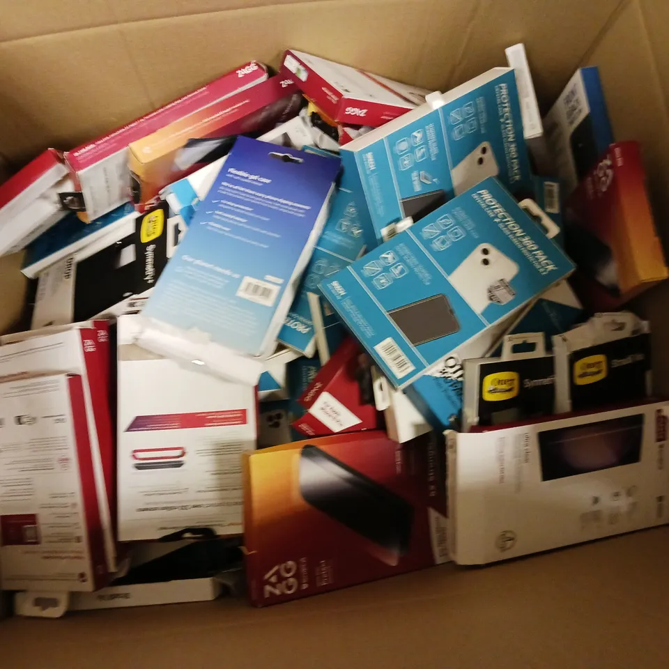 LARGE QUANTITY OF ASSORTED PHONE CASES FOR VARIOUS PHONE MODELS TO INCLUDE APPLE IPHONES, SAMSUNGS, ETC