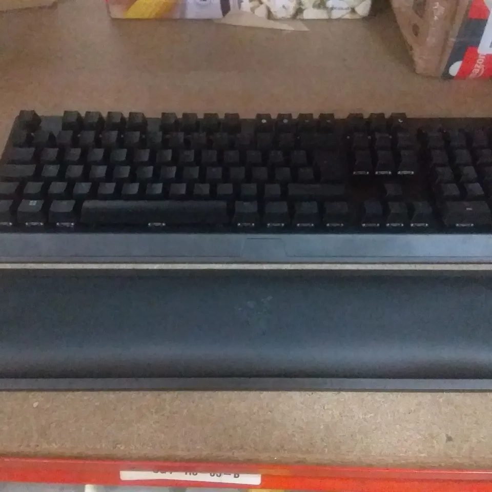 RAZER BLACKWIDOW V3 PRO WIRELESS MECHANICAL GAMING KEYBOARD 