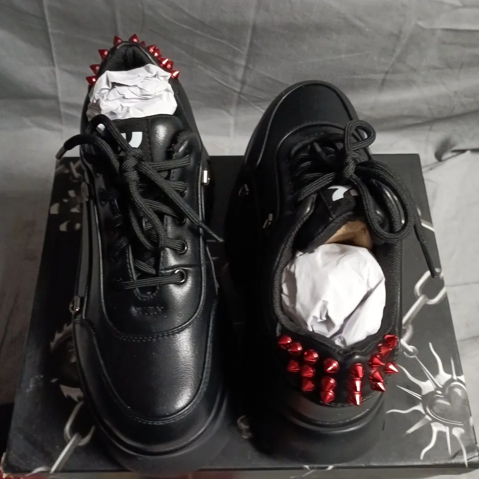 BOXED KOI SPAWN OF RAPTURE SHOES IN BLACK - UK 4