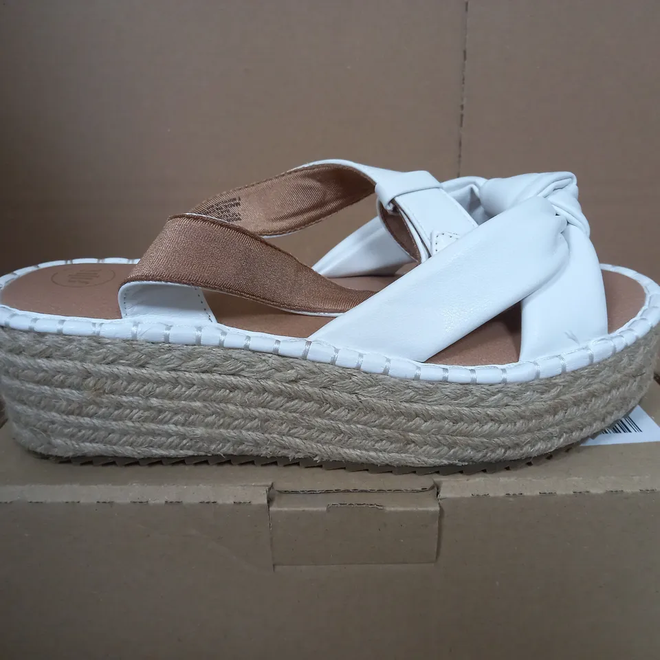 PART ESPEDILLE SANDAL - WHITE - SIZE 8