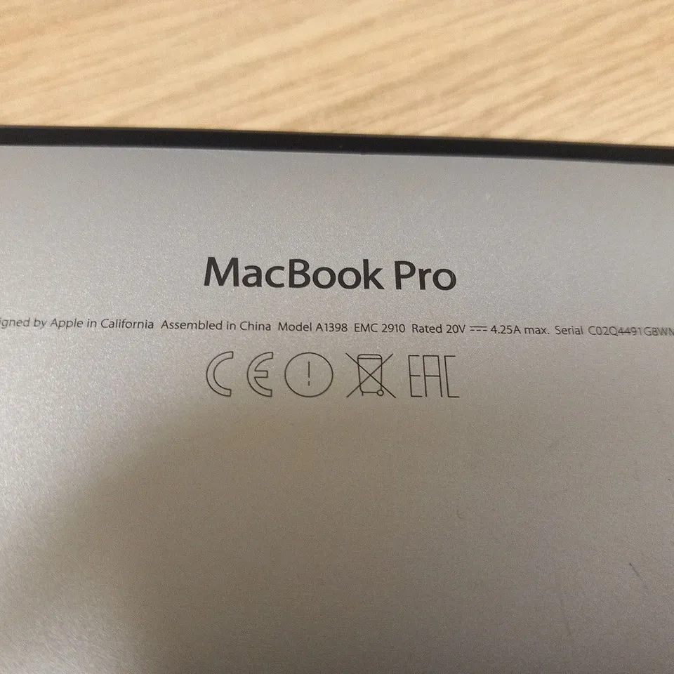 APPLE MACBOOK PRO (A1398 MID 2014)
