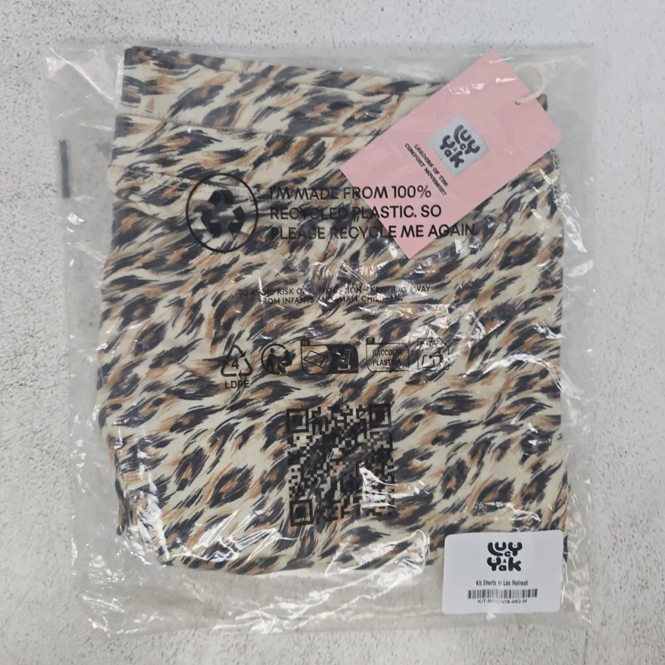 BAGGED LUCY & YAK KIT SHORTS IN LEO REFRESH SIZE MEDIUM
