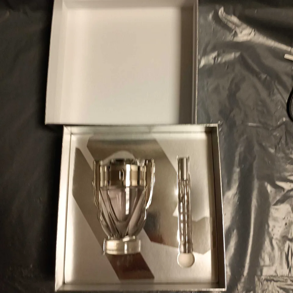 PACO RABANNE INVICTUS GIFT SET – EAU DE TOILETTE, BOXED WITH EXTRA ITEM